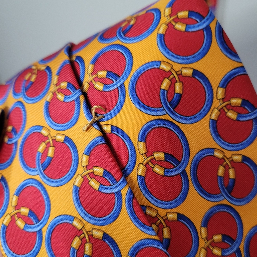 Gucci Red Geometric Pattern Tie - Picture 6 of 13